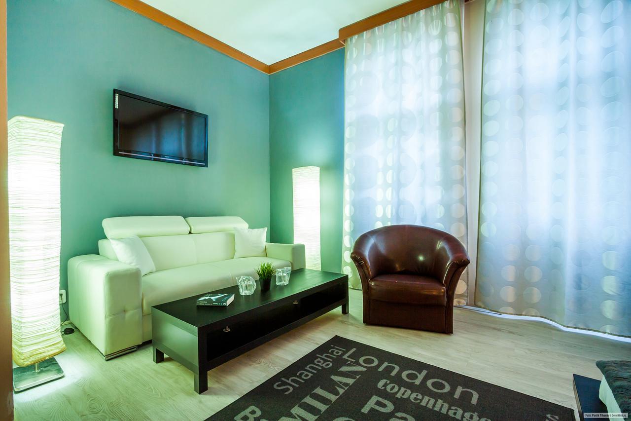 Szilagyi Hotel&Restaurant Gheorgheni  Buitenkant foto